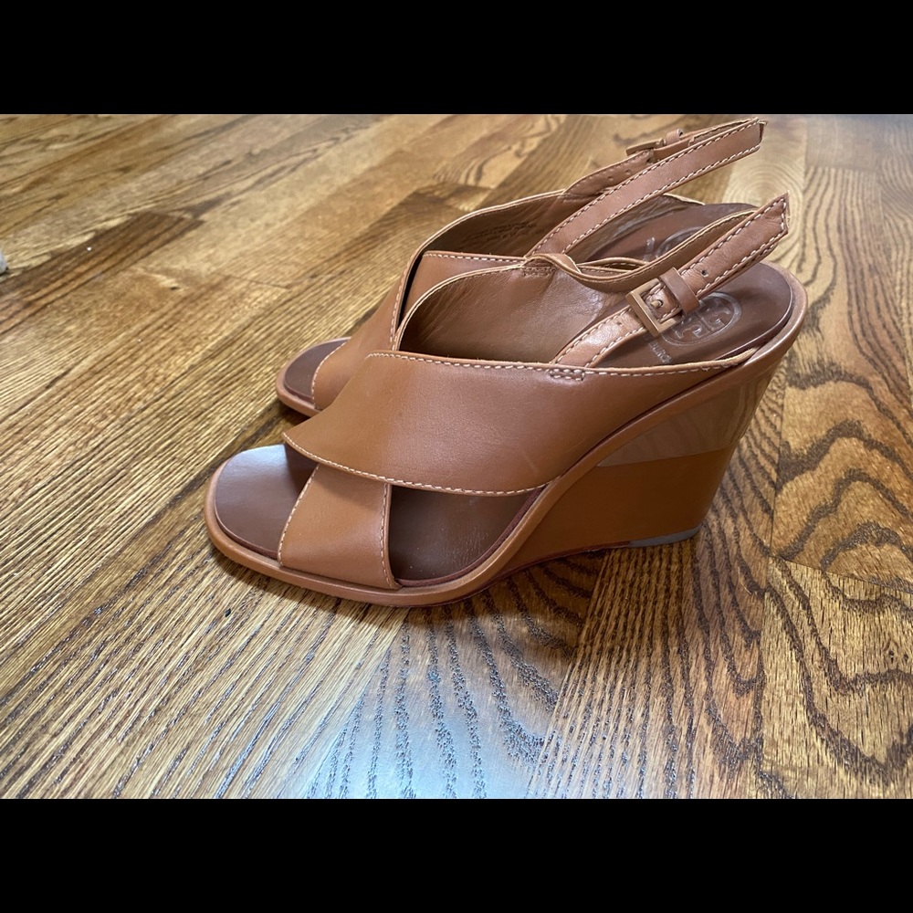 Tory Burch Gabrielle Crisscross Wedge Leather Sandals in Royal Tan (brown) sz 6